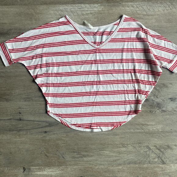 DNA Couture Large Striped Crop top Red and Cream - Picture 1 of 4